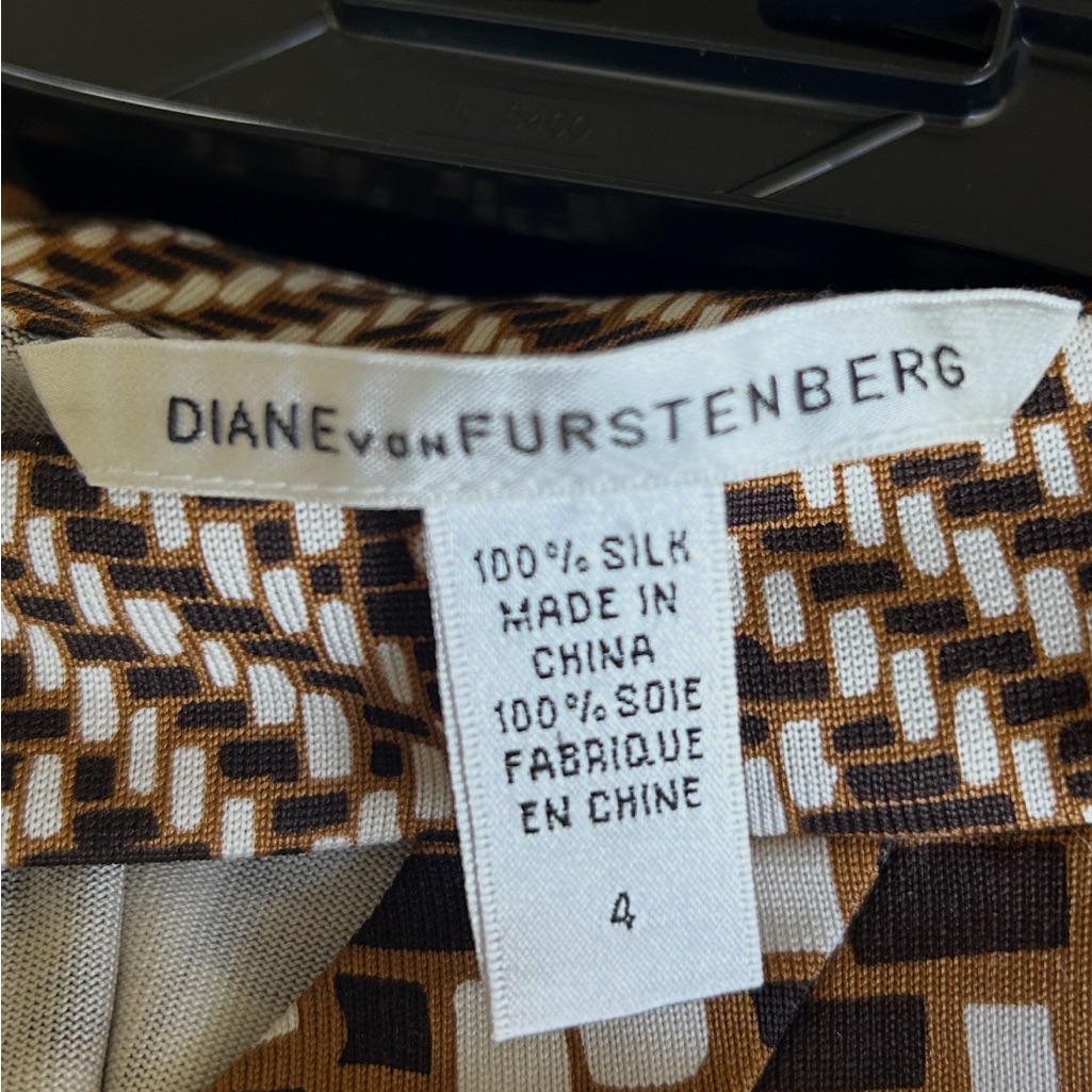 Diane Von Furstenberg Geometric Silk In Brown And Cream